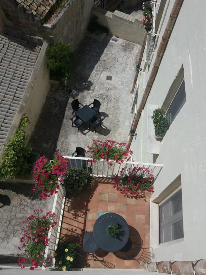 基娅拉之家套房及客房住宿加早餐旅馆 马泰拉 外观 照片